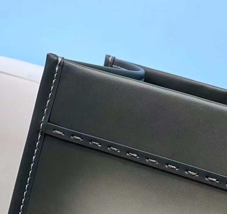 FENDI SUNSHINE 40x37x17 cm