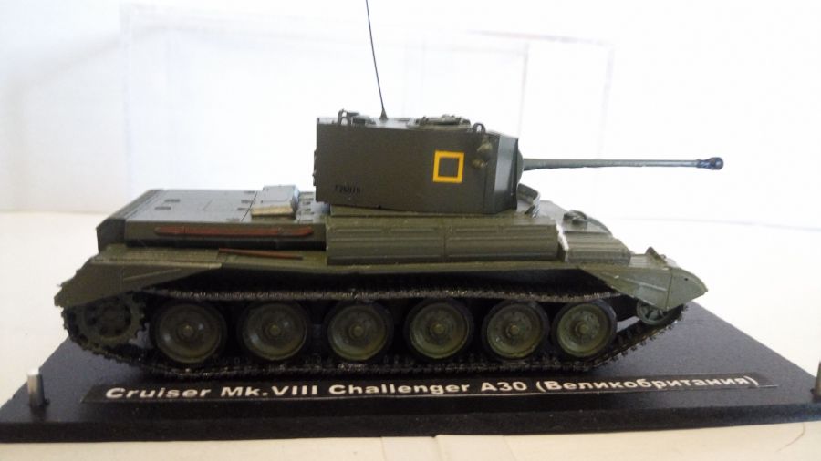 Британский танк Cruiser  Mk.VIII Challanger A30 (1/72)