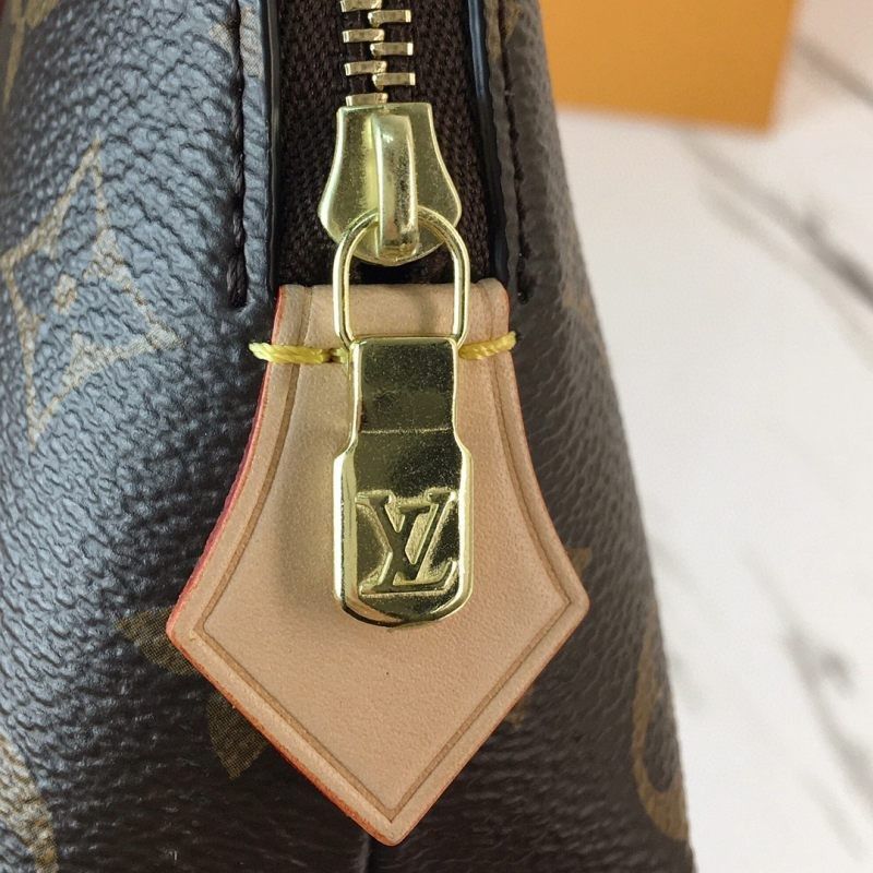 Косметичка Louis Vuitton