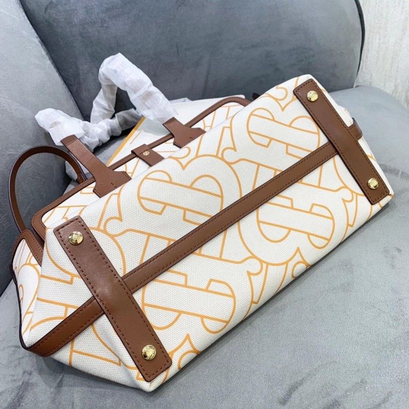 Сумка Burberry 31X35X18CM