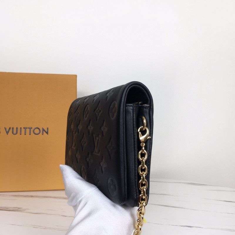 Клатч Louis Vuitton 20cm