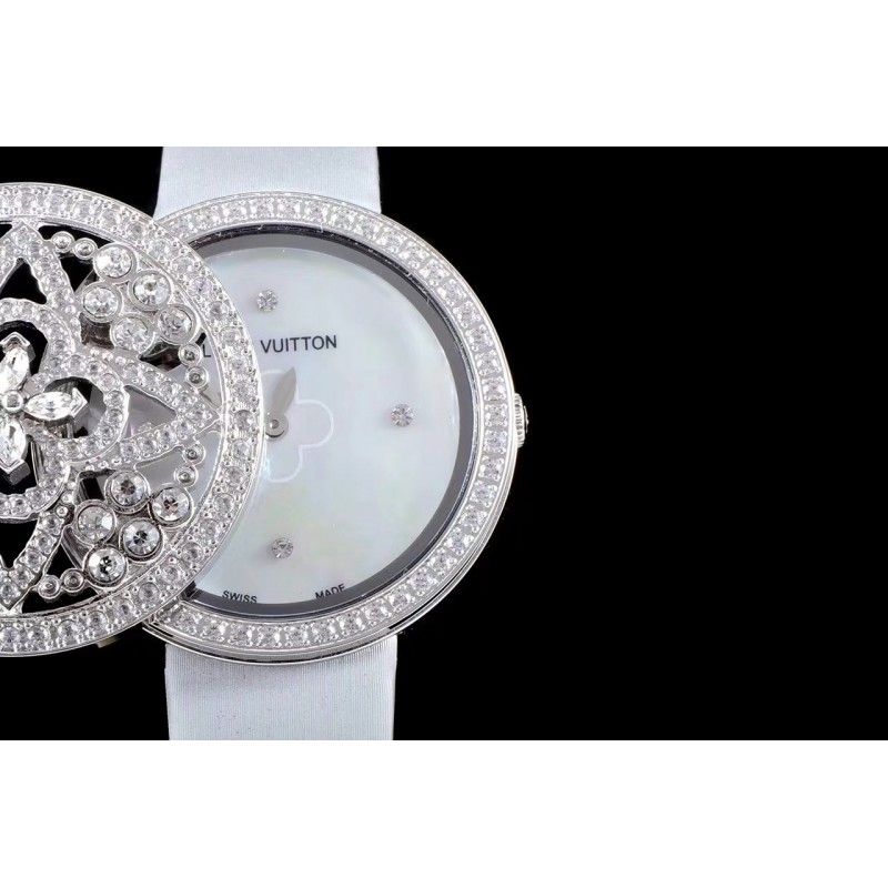 Часы Louis Vuitton