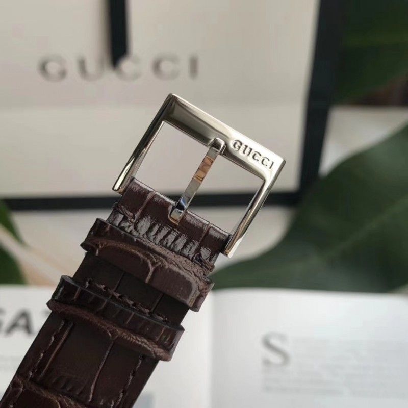 Часы GUCCI