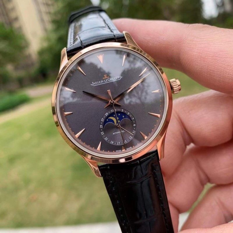 Часы Jaeger-LeCoulter