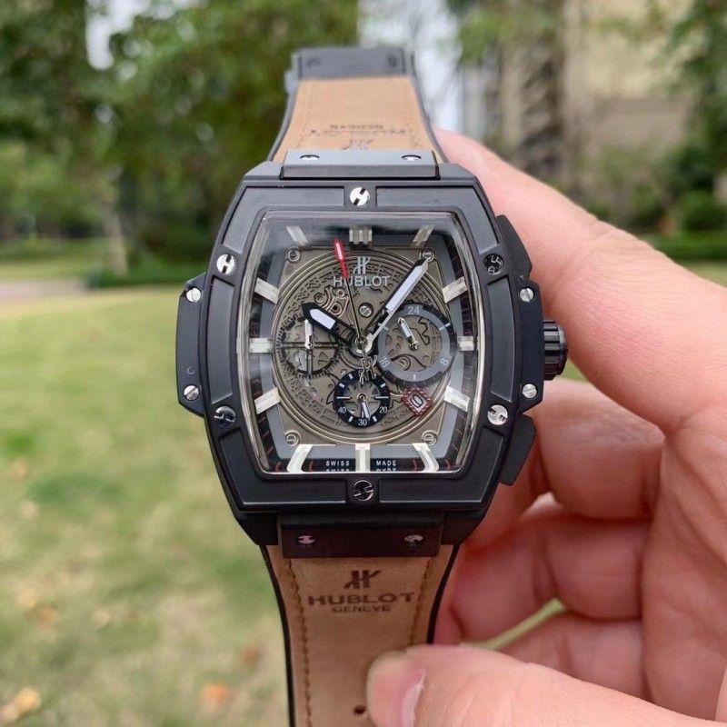 Часы HUBLOT