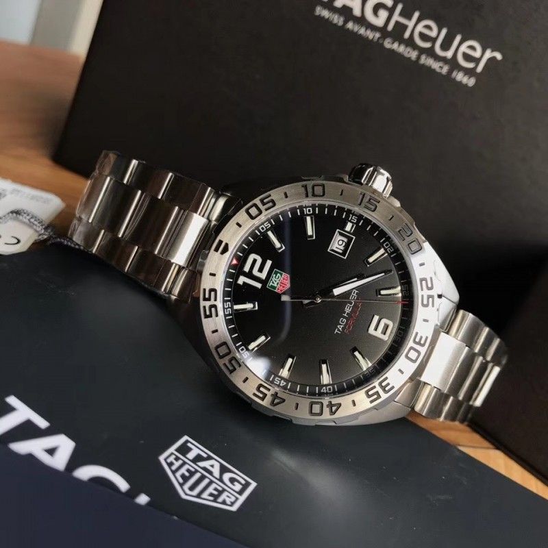 Часы TAG HEUER