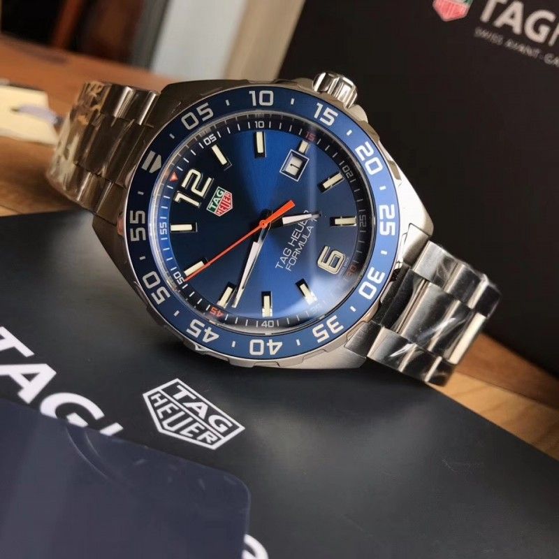 Часы TAG HEUER