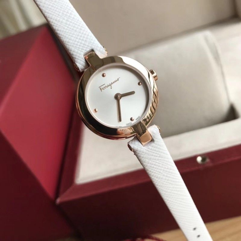 Часы Salvatore Ferragamo