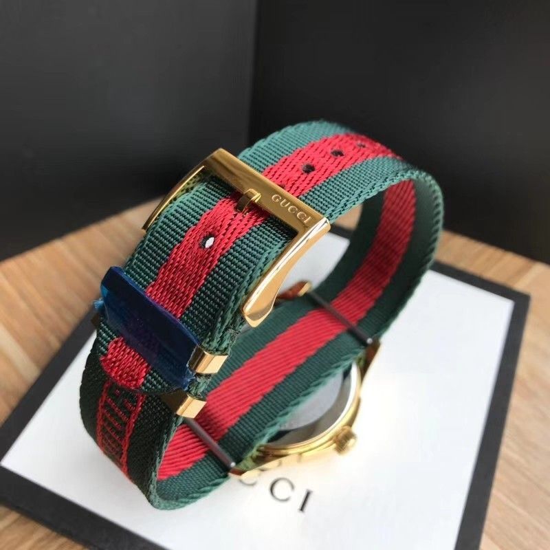 Часы GUCCI