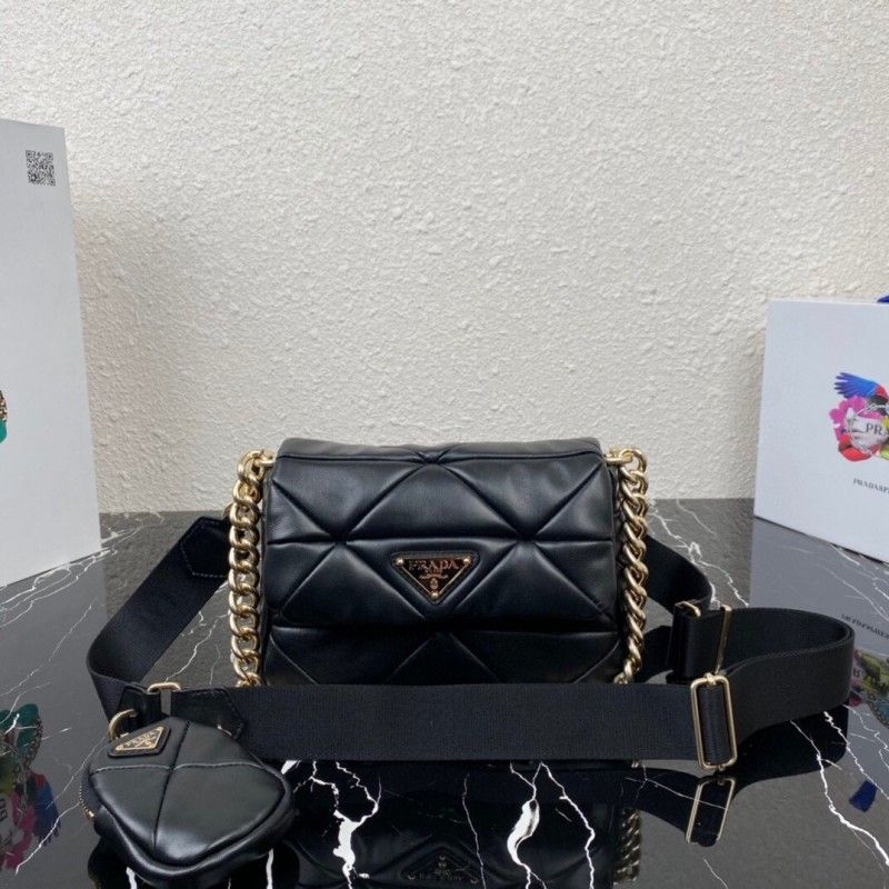 PRADA 21 cm