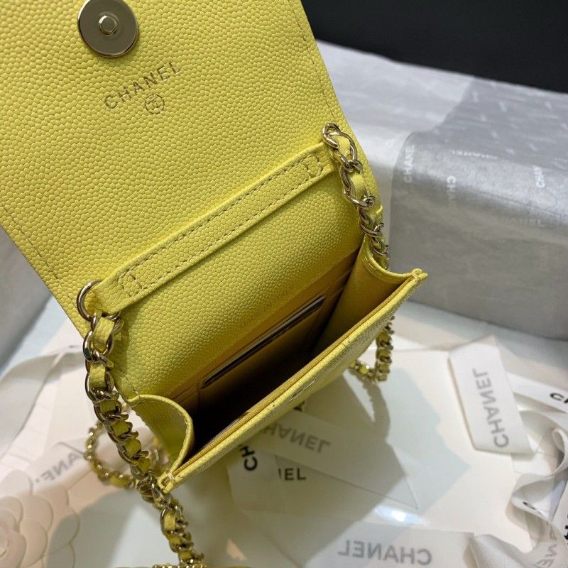 Сумка для смартфона CHANEL