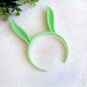 Аксессуар для куклы - Ободок "Ушки зайки" нежно-зеленый 8 см.