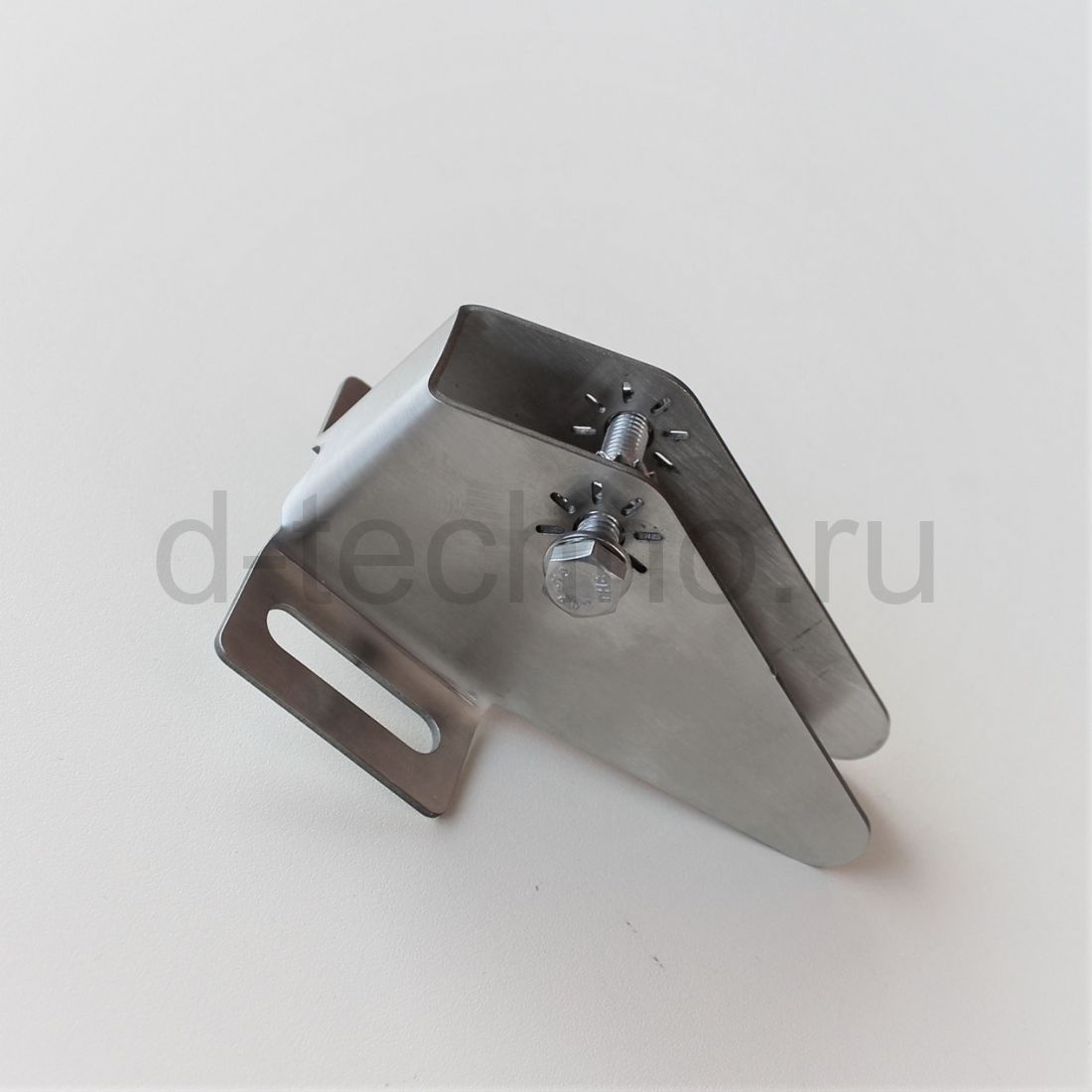 Универсальное крепление датчика эхолота с защитой от ударов