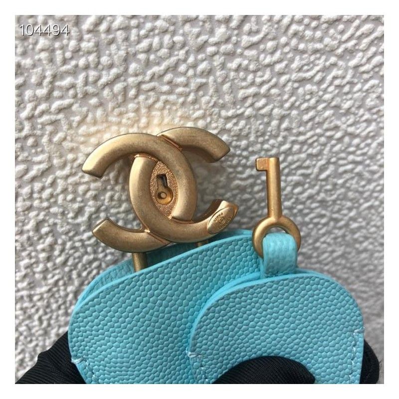 Сумочка CHANEL 13x17x7 cm