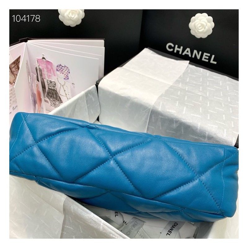 CHANEL 30x20x10 cm