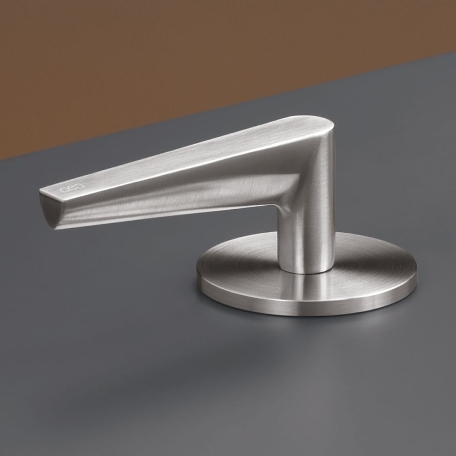 Изображение Прогрессивный смеситель для раковины Cea Design Flag FLG 39