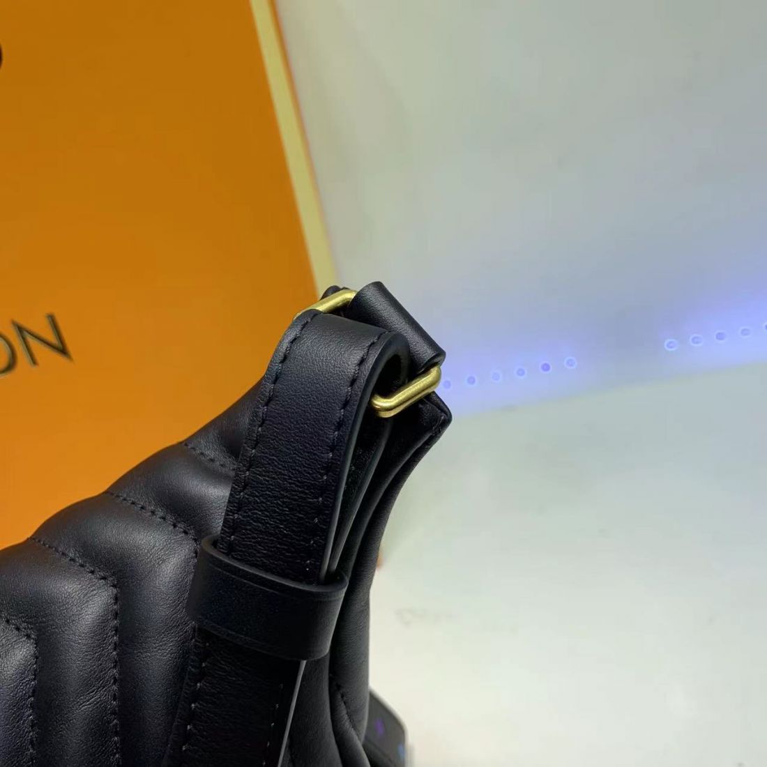 Поясная сумка Louis Vuitton New Wave