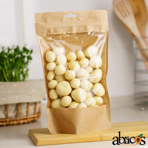 Малина натуральная в белом шоколаде