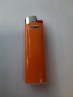 Зажигалка оранжевая