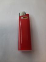 Зажигалка красная