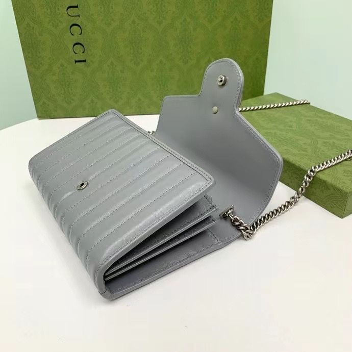 Gucci GG Marmont 20x13x6 cm