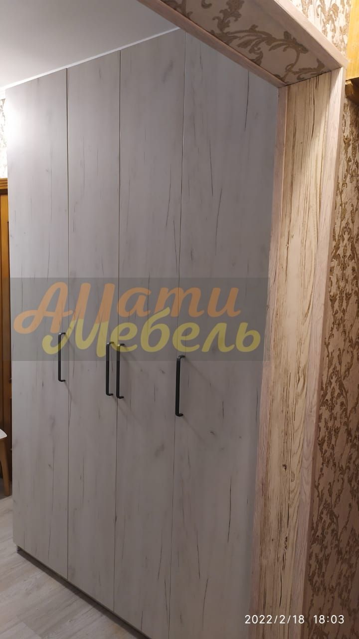 шкаф в прихожую