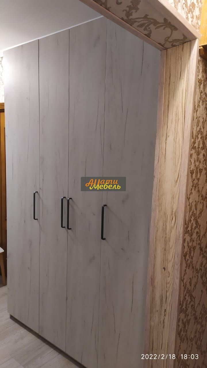 шкаф в прихожую за 72416.58215 ₽