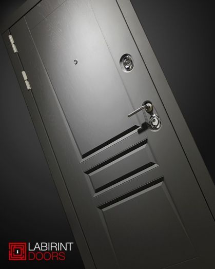 Входная дверь Лабиринт Платинум 19 с Зеркалом - Белый софт