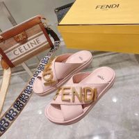 Шлепки FENDI