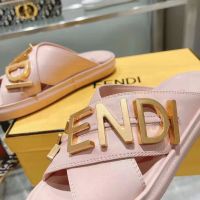 Шлепки FENDI