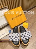 Шлепанцы Louis Vuitton