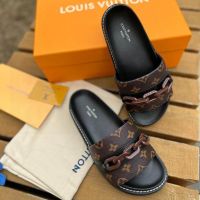 Шлепанцы Louis Vuitton