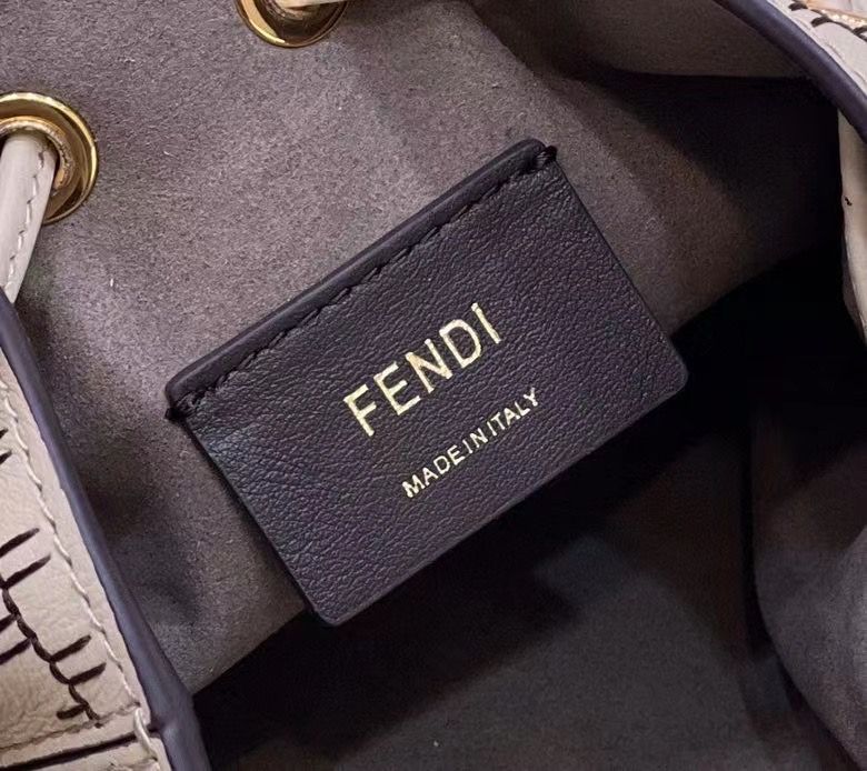 Fendi Mon Tresor Mini 12x10x18 cm