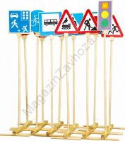 Набор уличный УЧИМ ДОРОЖНЫЕ ЗНАКИ. AR-ТЕХНОЛОГИЯ