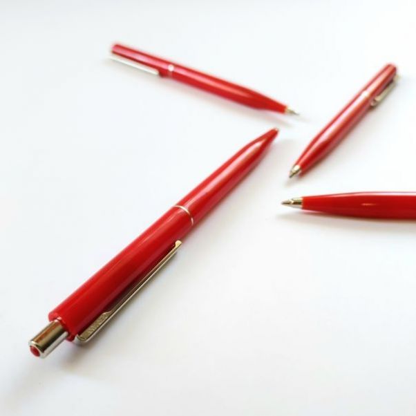 Ручка Senator Point красная