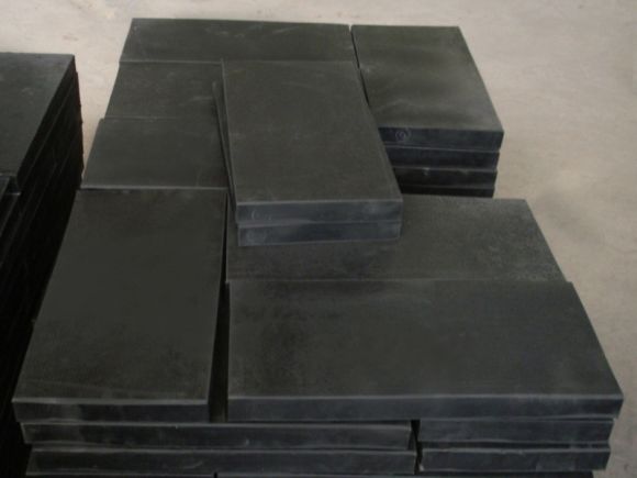 Техпластина для дорожной техники 1000*250*40мм (без армирования)