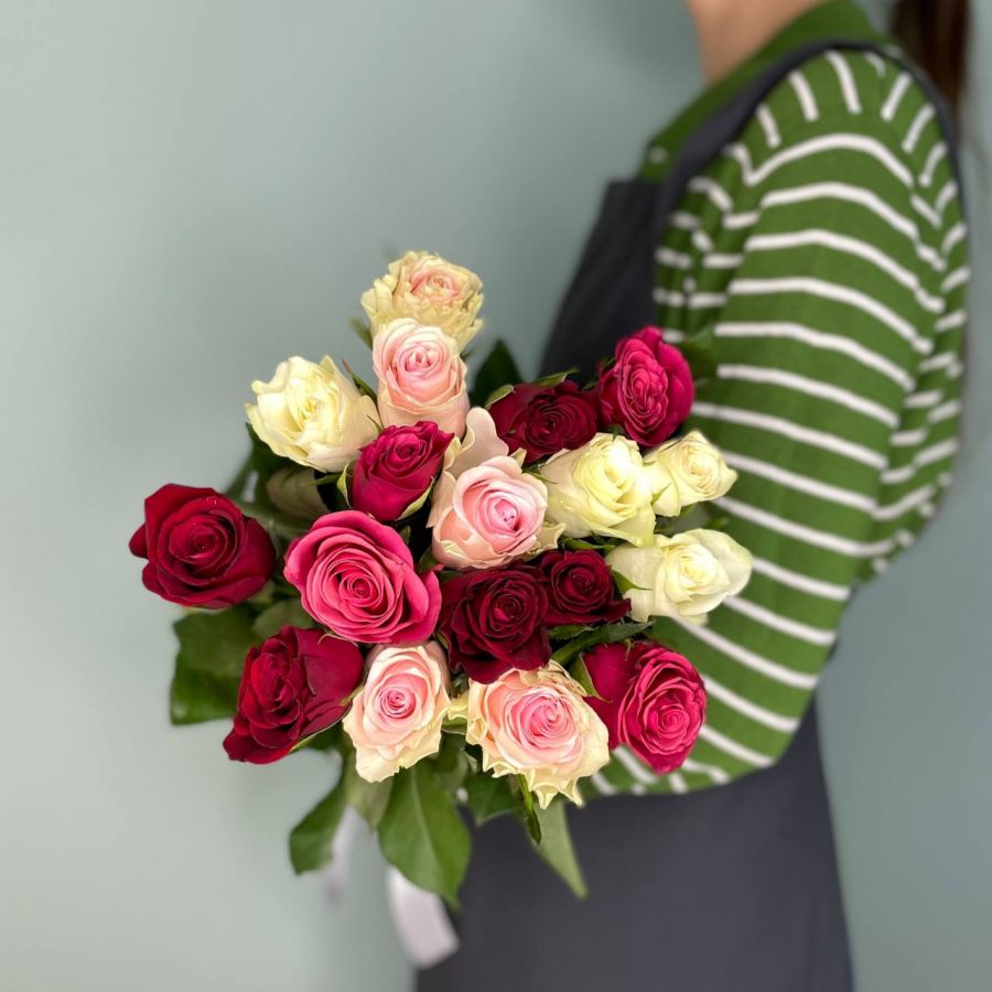 Микс розы Кения (от 19шт)