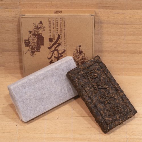 Пуэр Шу Гун-Тин Брикет(ФанЧа) 2006 год