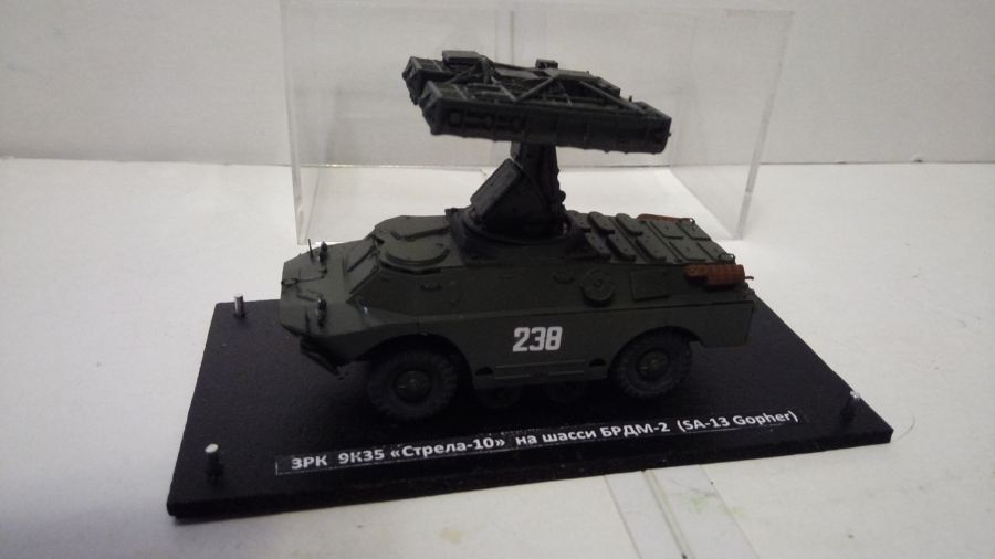 ЗРК  9К35 "Стрела-10" (SA-13 Gopher) базе БРДМ-2   (1/72)