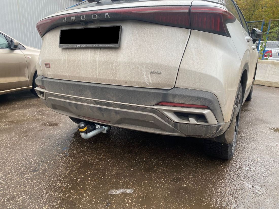 Фаркоп с оцинкованным шаром на Omoda C5 2022- без выреза в бампере. Тип шара: A.