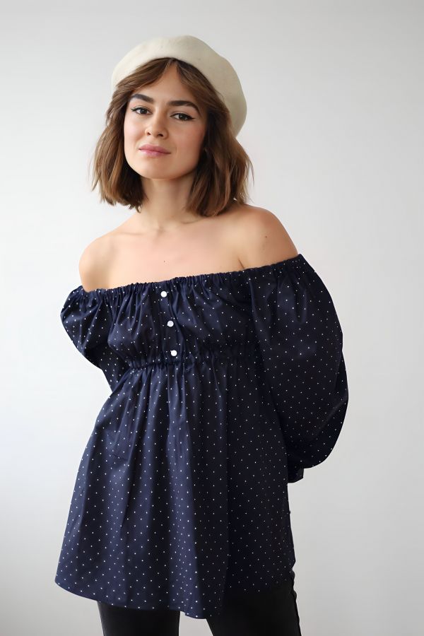 Блузка с объемными рукавами