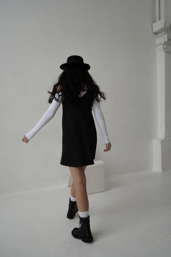 Топ с открытыми плечами белый