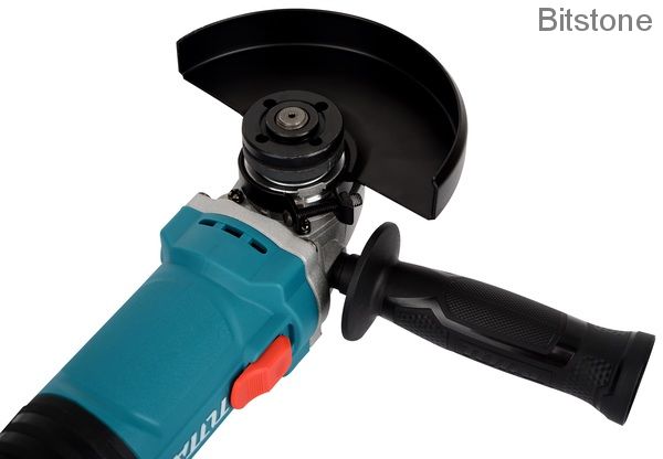 Угловая шлифовальная машина с регулировкой оборотов TOTAL TG109125565 угловая, 900Вт, 125мм, 5000-11000об/мин.