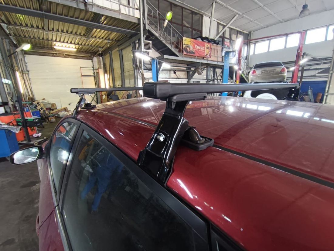 Багажник INTER D-1 (универсальный) за дверной проём с прямоугольными поперечинами