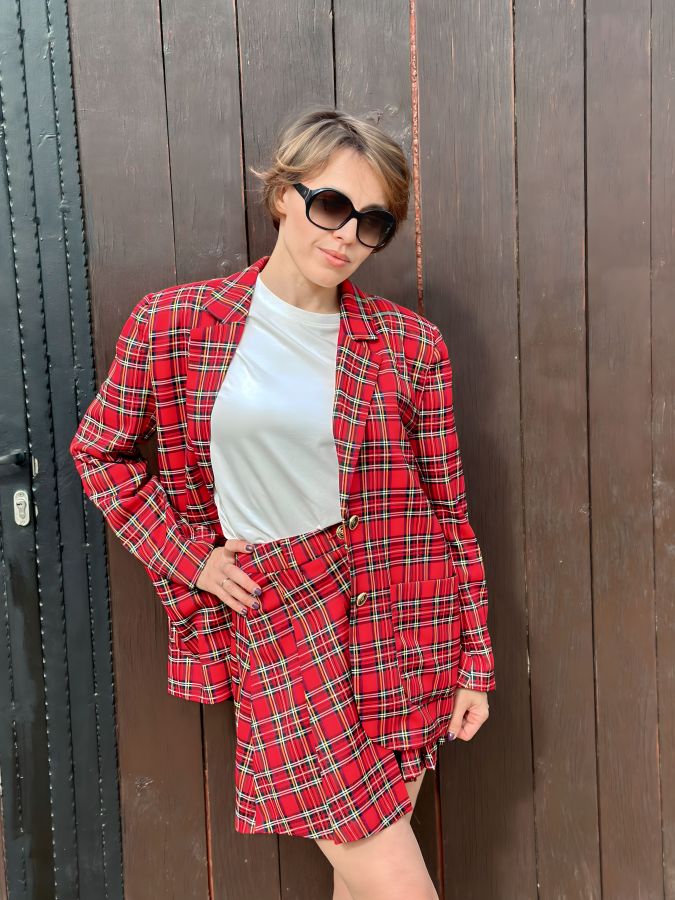 Юбка  в красную клетку