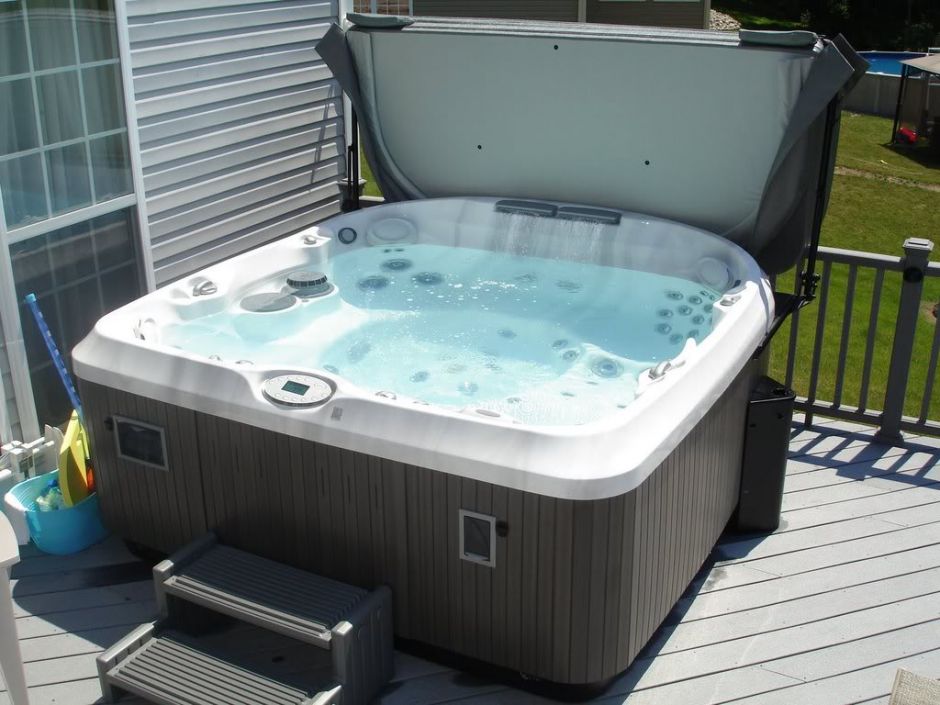 Спа бассейн Jacuzzi J480 239х239 ФОТО