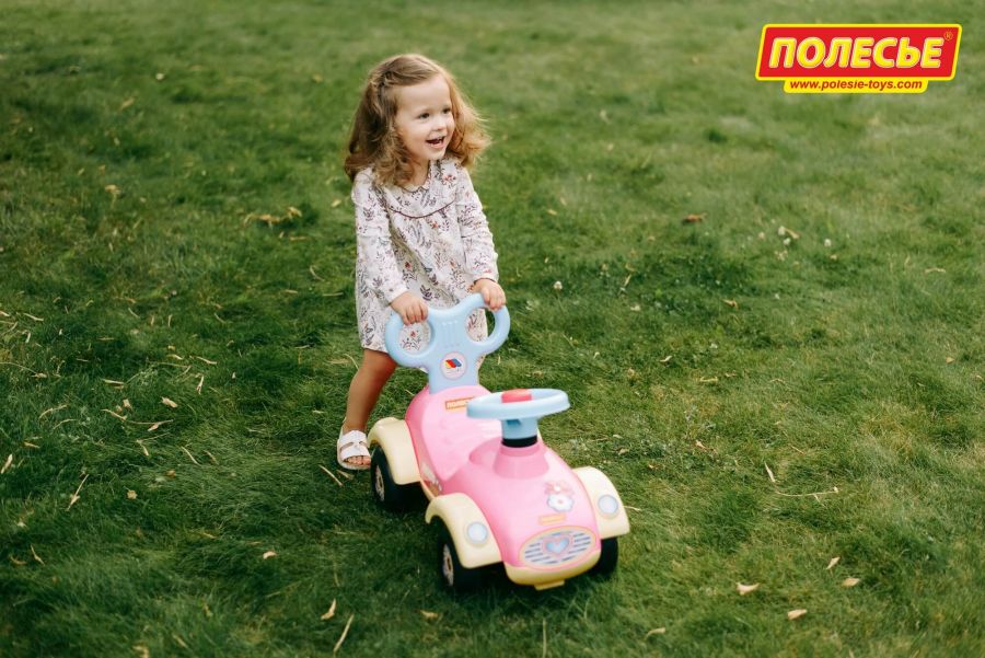 Каталка-автомобиль для девочек "Сабрина"