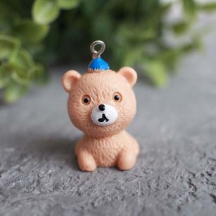 Подвеска медвежонок 3*2*2,5 см.