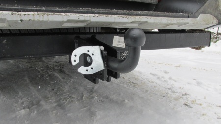 Фаркоп Mitsubishi L200 2006-2015, 2015-2023 твердое крепление шара