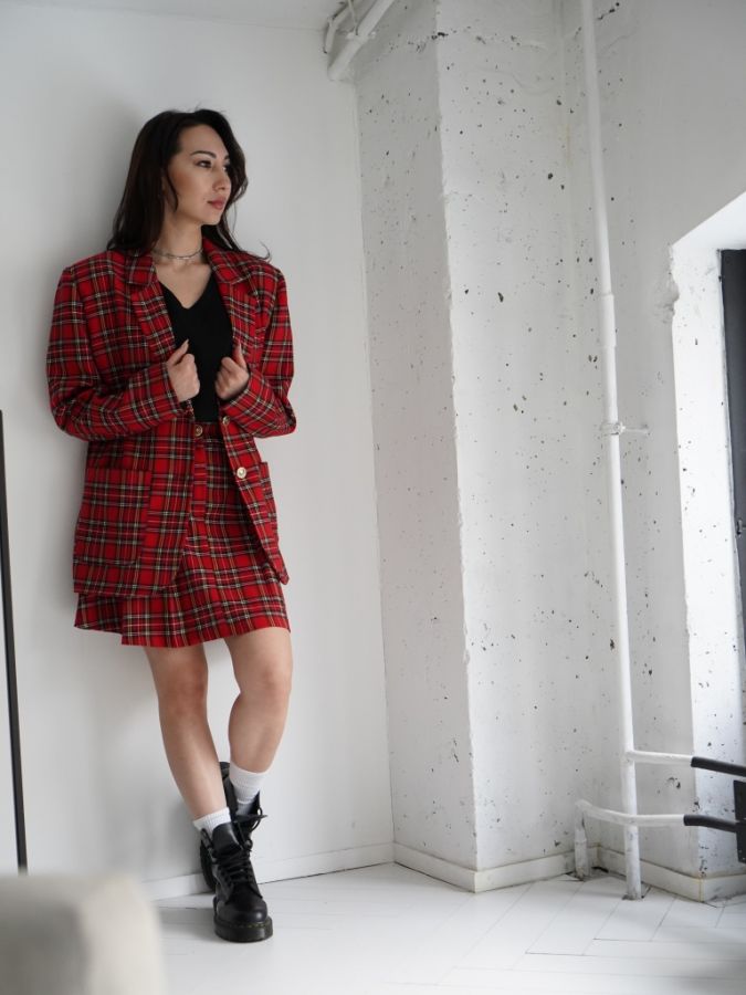 Юбка  в красную клетку